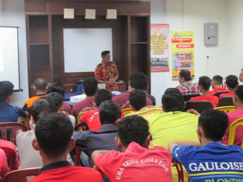 Program Ceramah & Demostrasi Kebakaran di ESC